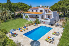 Villa Conchas by Villa Plus